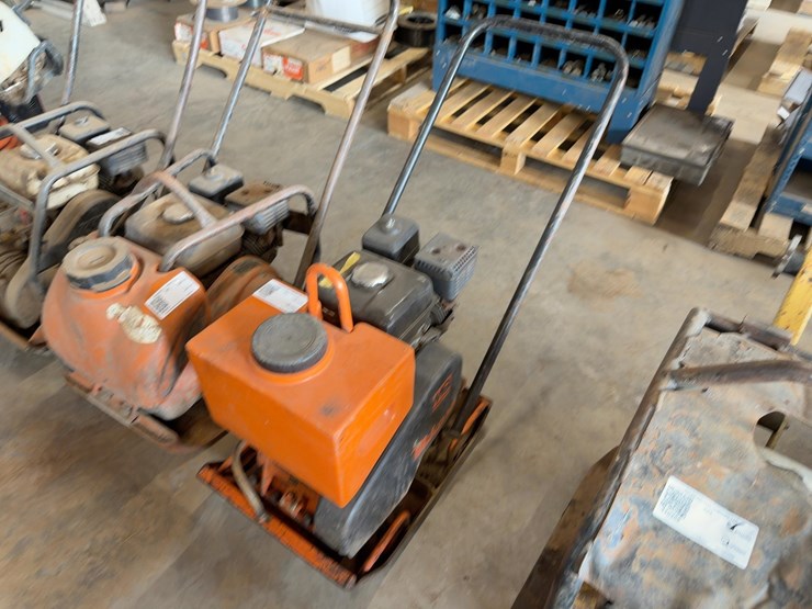 mikasa-plate-compactor-image-1