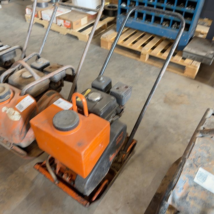 MIKASA PLATE COMPACTOR