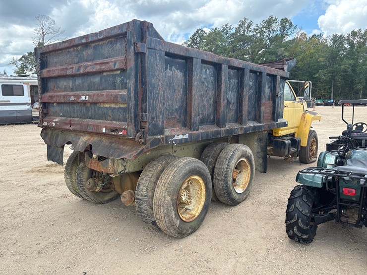 ford-f800-image-3