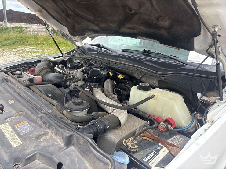 2017-ford-f550-image-8