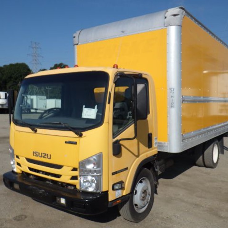 2018 ISUZU NPR HD