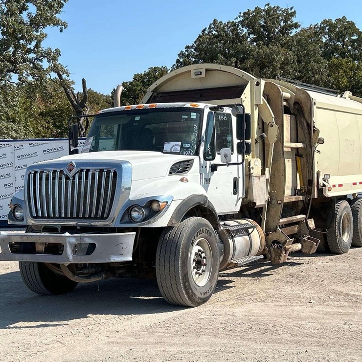 2017 INTERNATIONAL WORKSTAR 7500