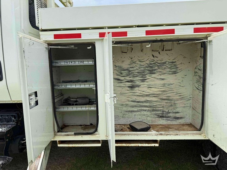 2009-international-durastar-4400-image-48