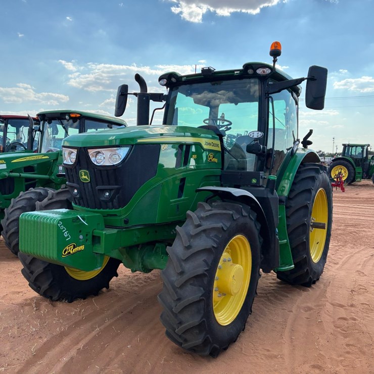 #207617 • John Deere 6R155 Tractor
