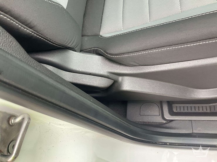 2013-ford-escape-image-25