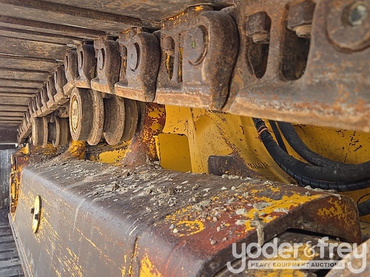 2018-komatsu-d61exi-24-image-17