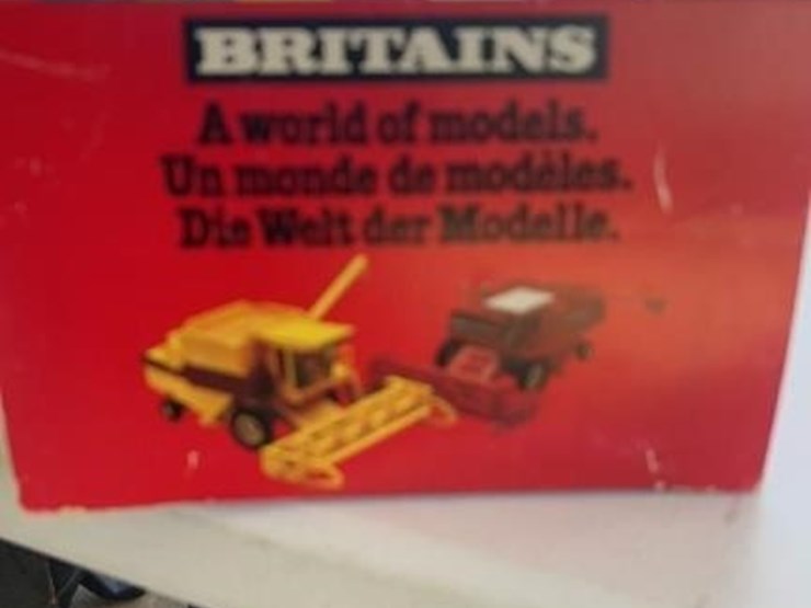 britains-massey-ferguson-760-1/32-scale-image-4