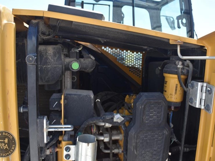 2022-caterpillar-308-cr-image-46