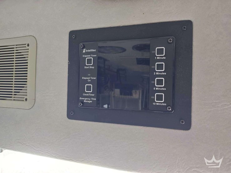 2011-international-durastar-4300-image-65