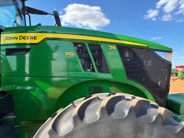 john-deere-7r-210-image-7