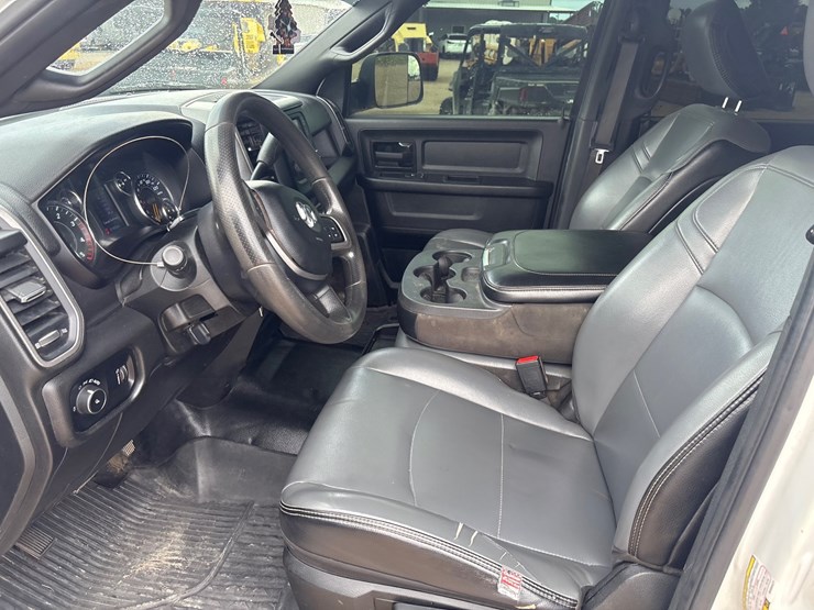 2021-dodge-2500-image-6