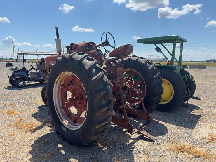 #45331-•-1957-farmall-450-tractor-933-inv#45331-image-4