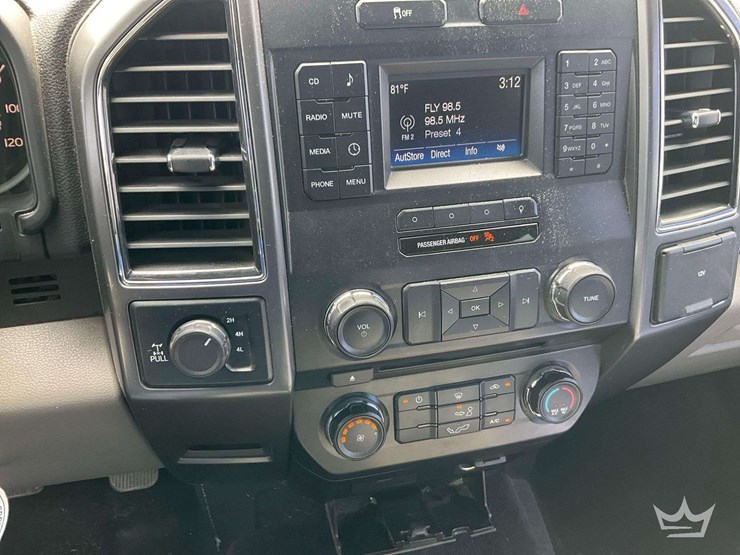 2017-ford-f150-image-16