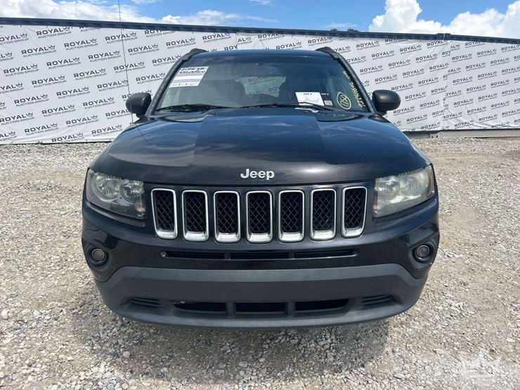 2016-jeep-compass-image-29