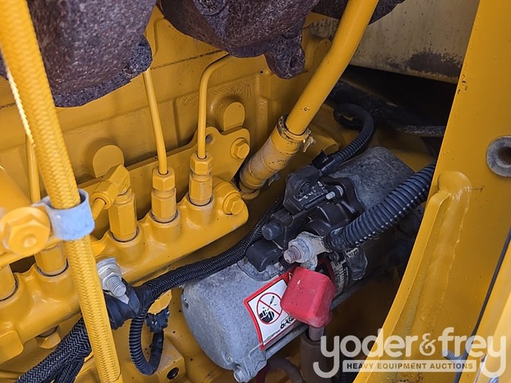 2014-deere-310k-ep-image-43