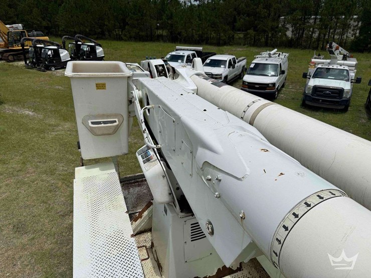 2009-international-durastar-4400-image-21
