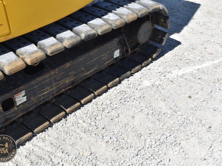 komatsu-pc45mr-5-image-30