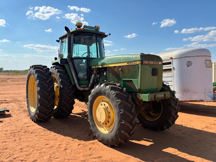 #t10033-•-john-deere-4960-tractor-image-2