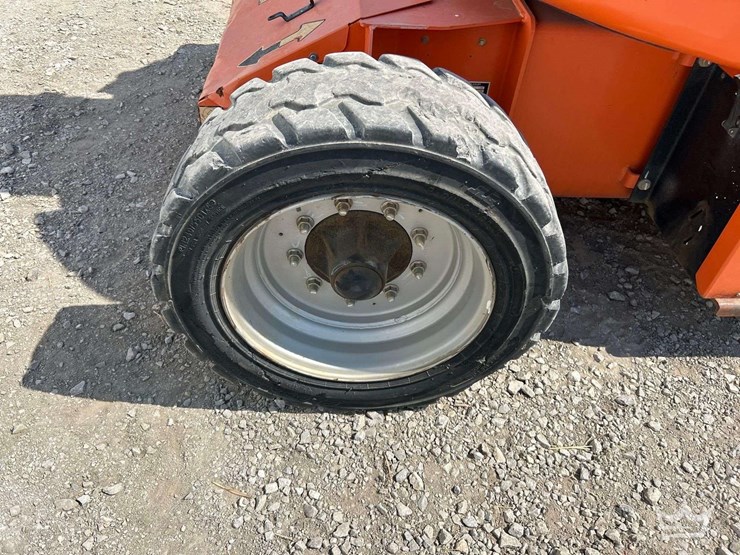 2016-jlg-e450aj-image-21