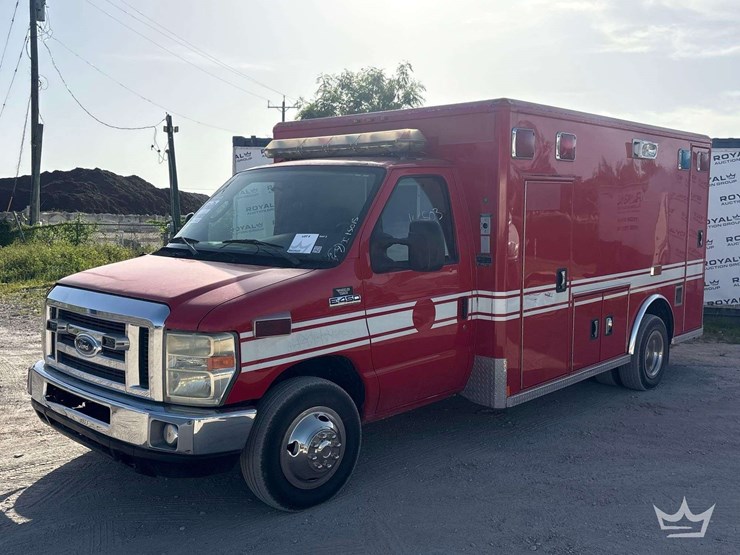 2008-ford-e450-image-1