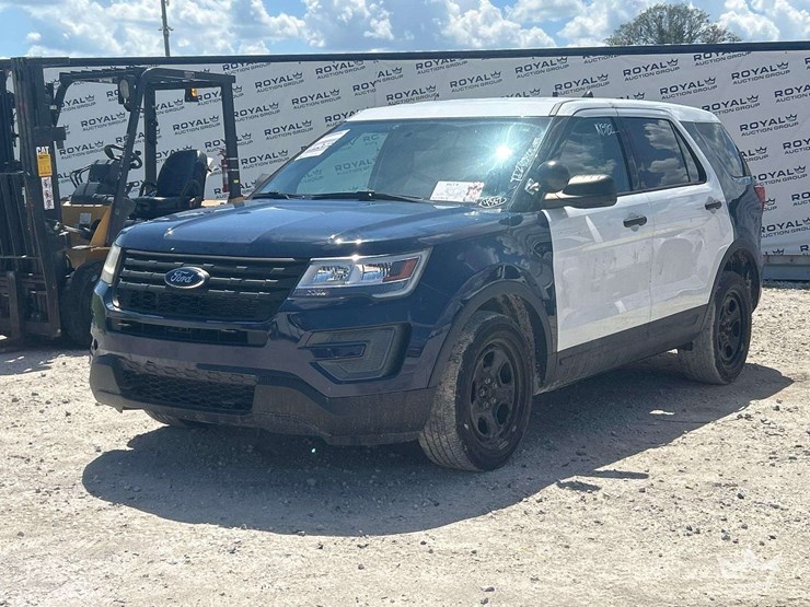 2018-ford-explorer-image-1