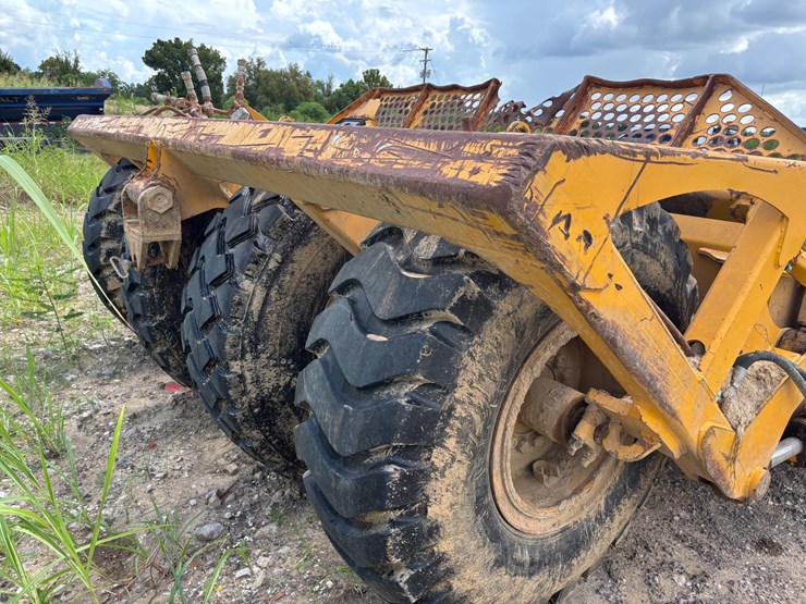deere-1812c-image-11