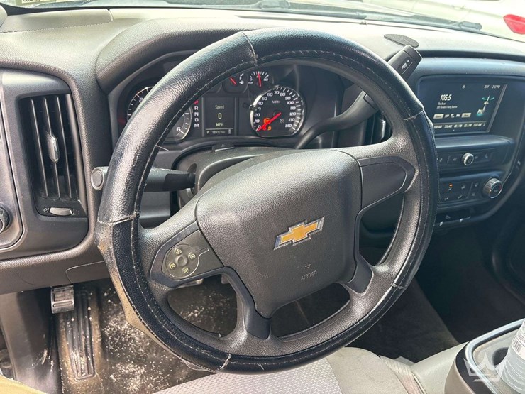 2016-chevrolet-silverado-1500-image-23
