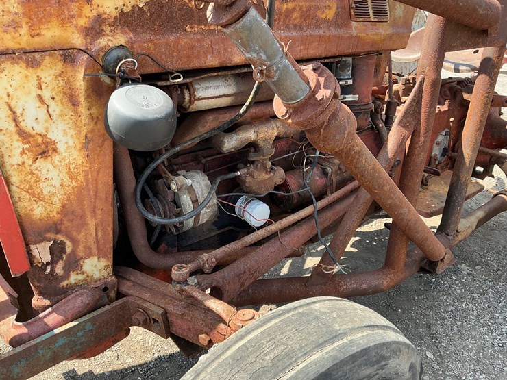 1955-ford-860-image-9