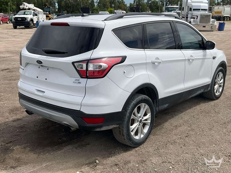 2018-ford-escape-image-3