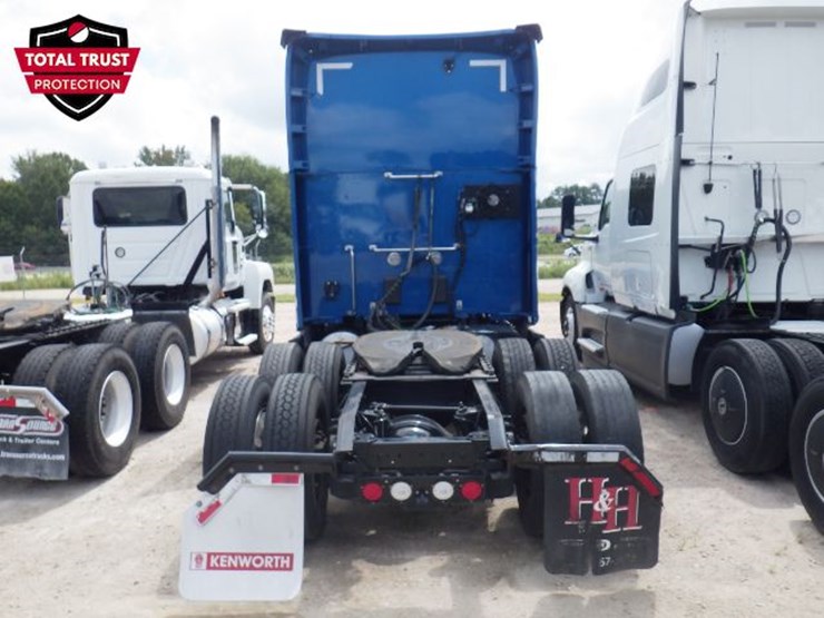 2023-kenworth-t680-image-19
