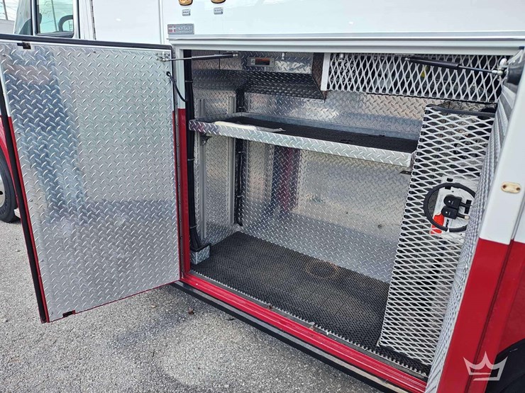 2011-international-durastar-4300-image-57