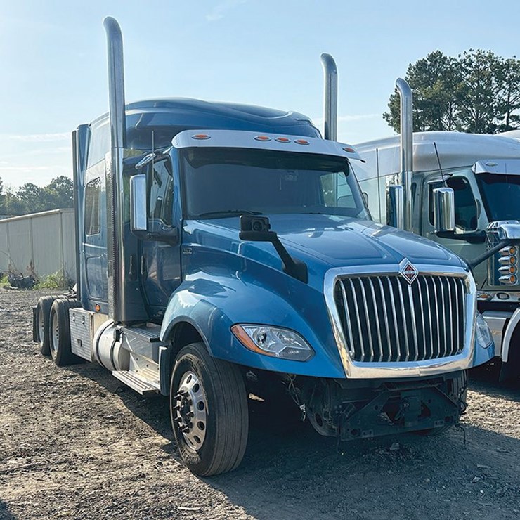 2019 INTERNATIONAL LT