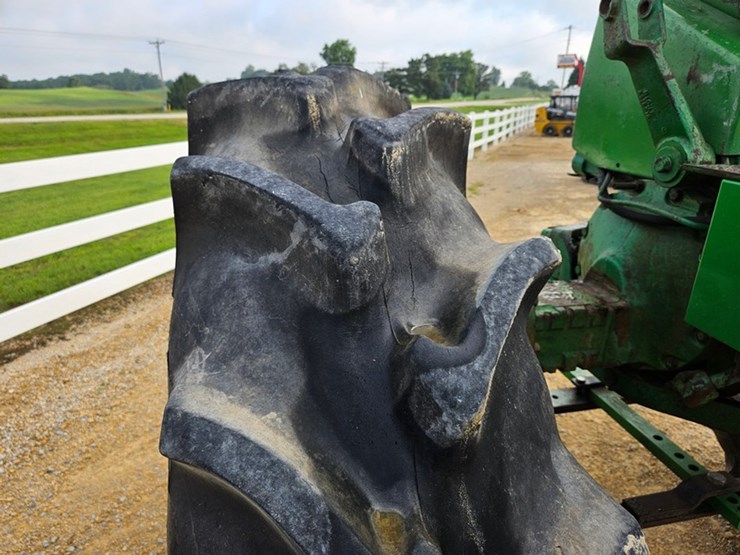 john-deere-4020-image-41