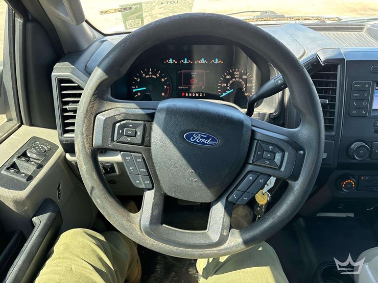 2019-ford-f150-image-16
