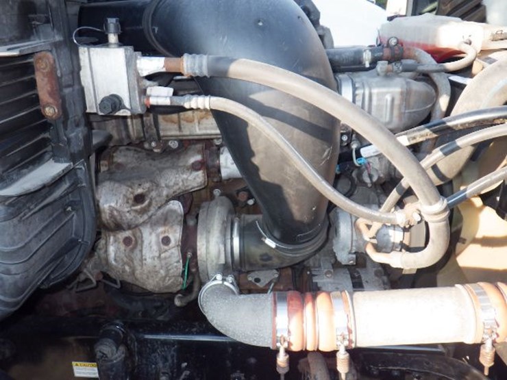 2015-freightliner-cascadia-125-image-32