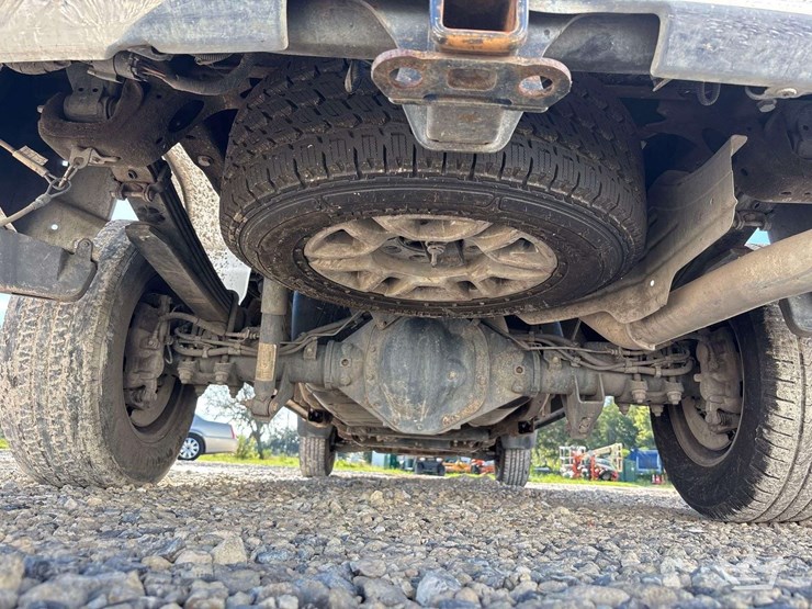 2024-chevrolet-silverado-2500-image-28