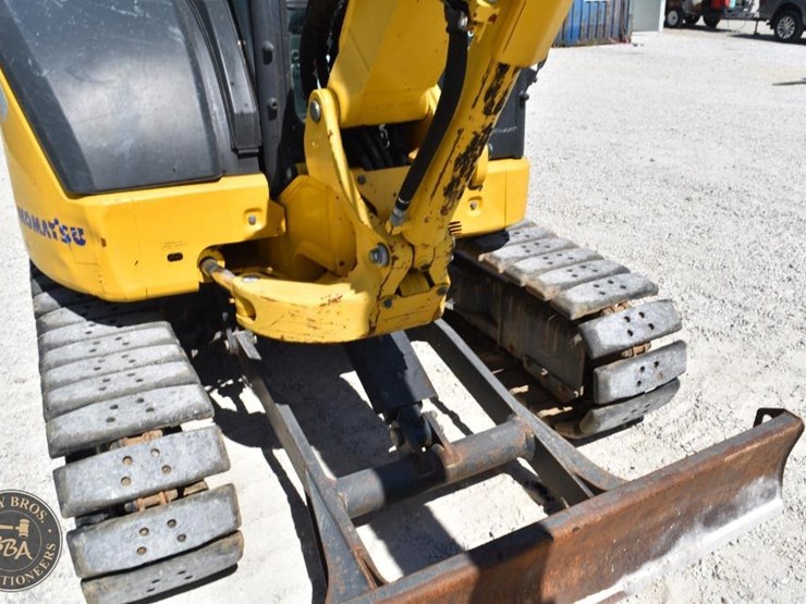 komatsu-pc45mr-5-image-23