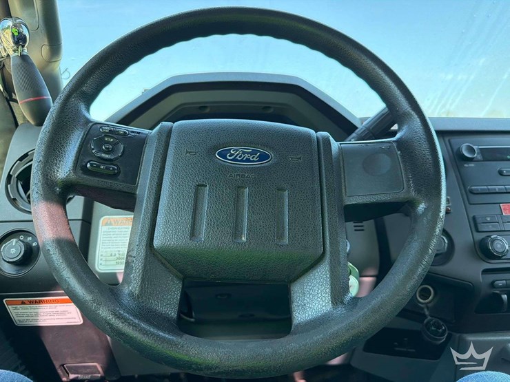 2016-ford-f550-image-13
