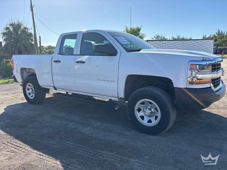 2016-chevrolet-silverado-1500-image-3