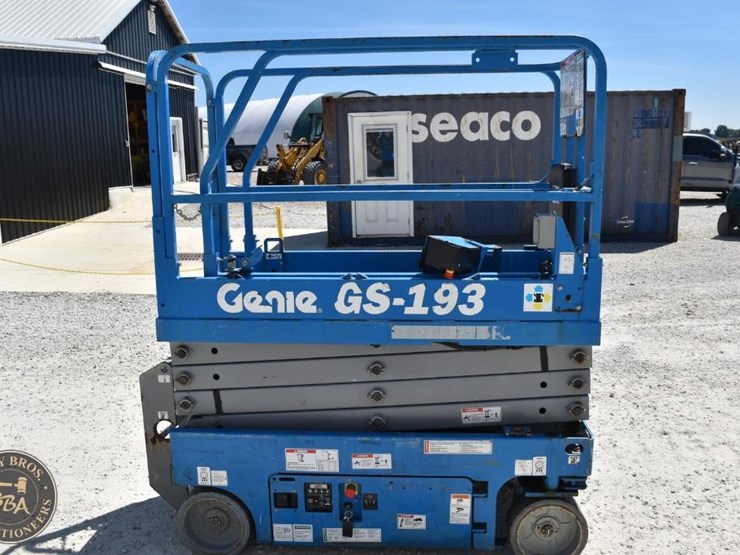 2018-genie-gs1930-image-7