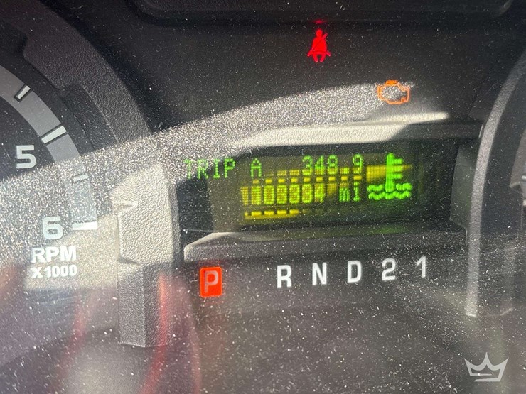 2012-ford-cargo-image-6
