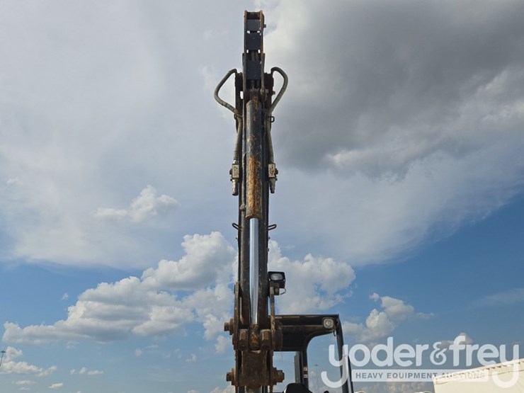 deere-60g-image-28