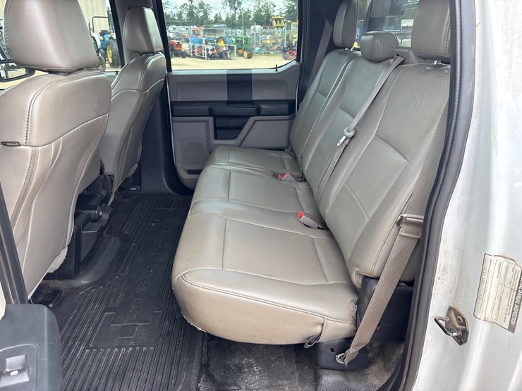 2019-ford-f350-image-7