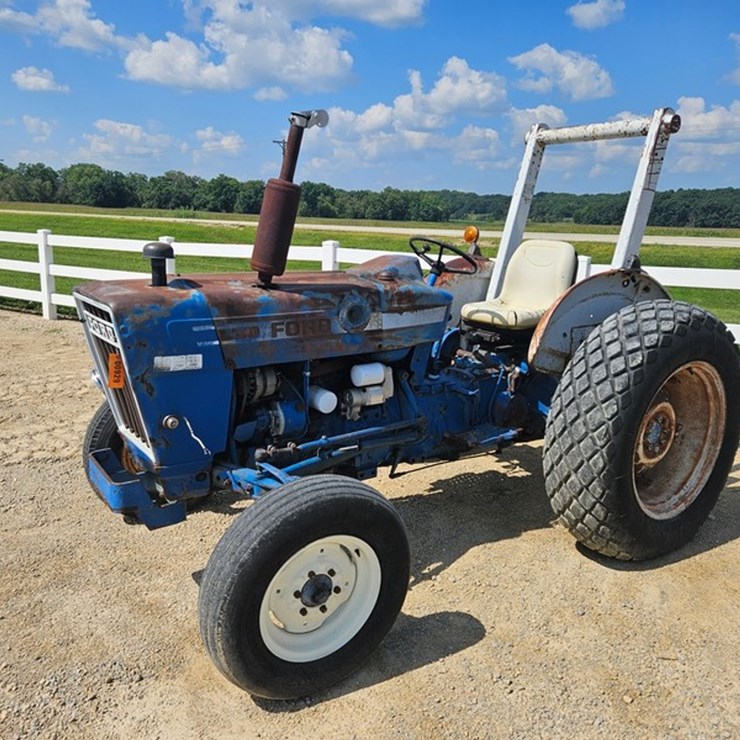 FORD 2600