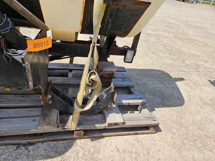 #13-•-pair-250-gallon-saddle-tanks-image-14
