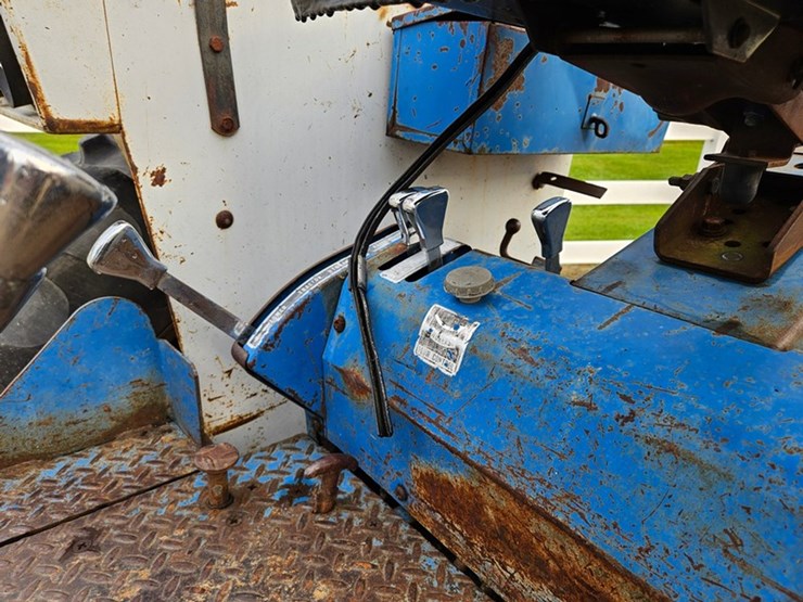 ford-5000-image-34