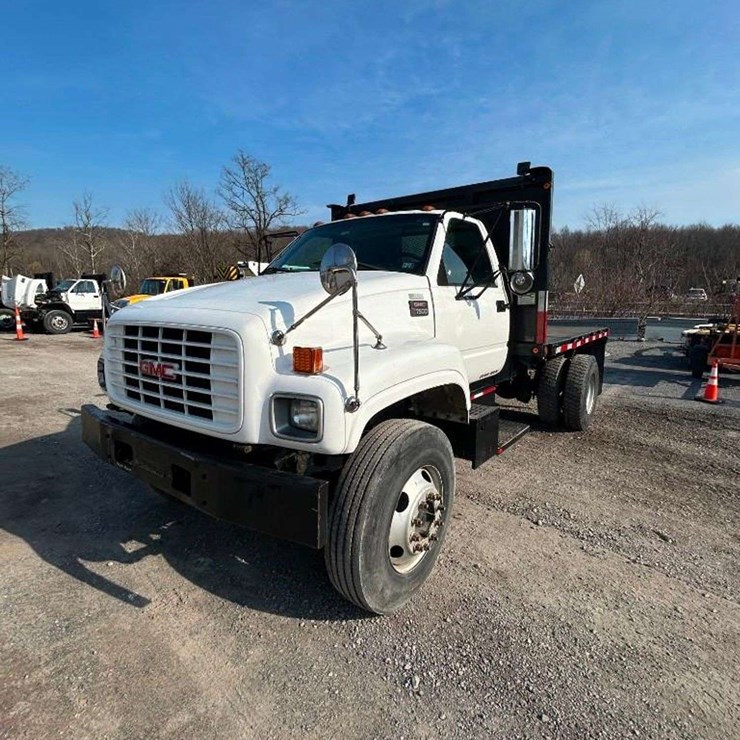 2001 GMC 7500