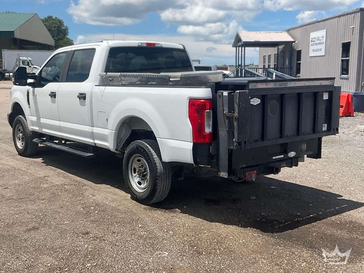 2017-ford-f250-image-4