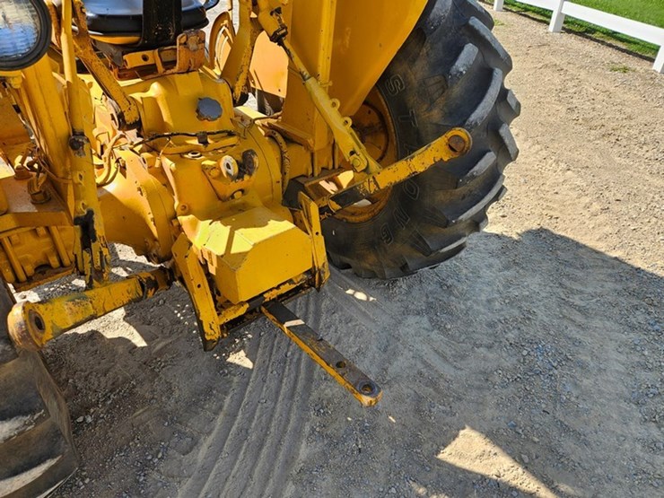 john-deere-301-image-22