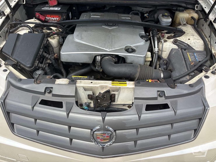 2005-cadillac-srx-image-12